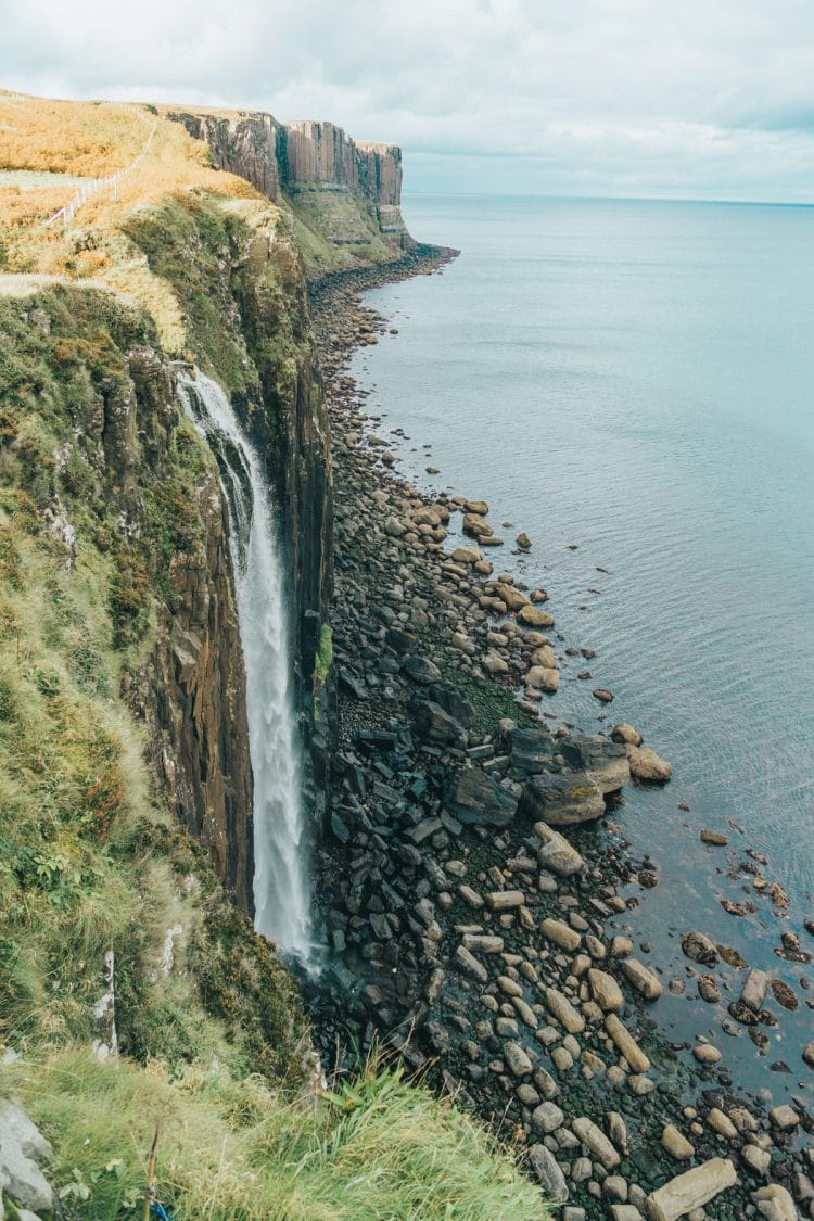 If you're visiting Scotland, make sure you make the trip from Edinburgh to the Isle of Skye! Here's a 3-day itinerary to help guide you along your journey!