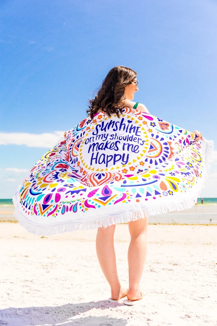 Planning a trip to Fort Myers Beach, Florida and looking for ideas for things to do and see and where to stay, here are my recommendations.