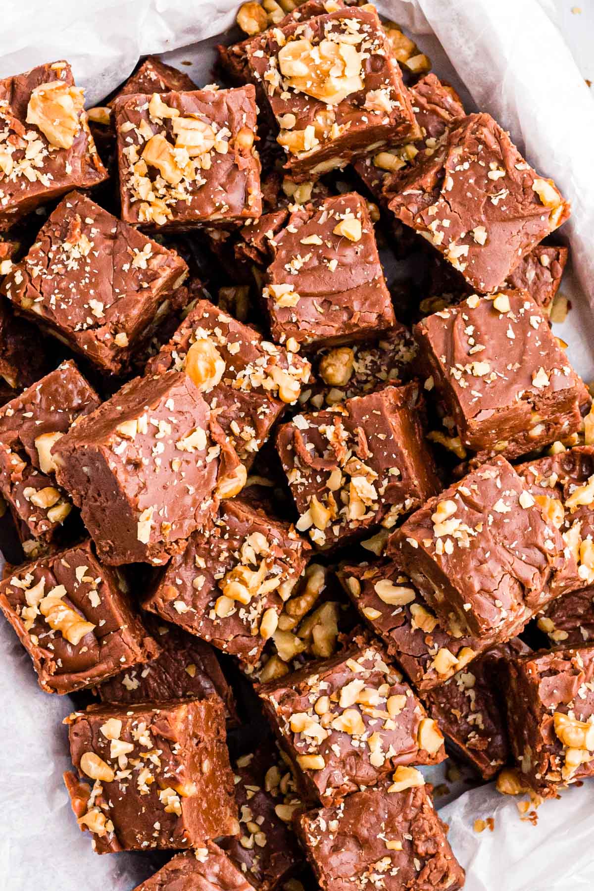 Chocolate Fudge with Walnuts