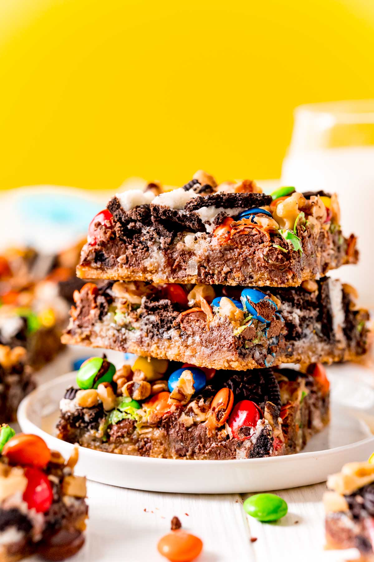 Chocolate Chip Cookie Oreo Magic Bars