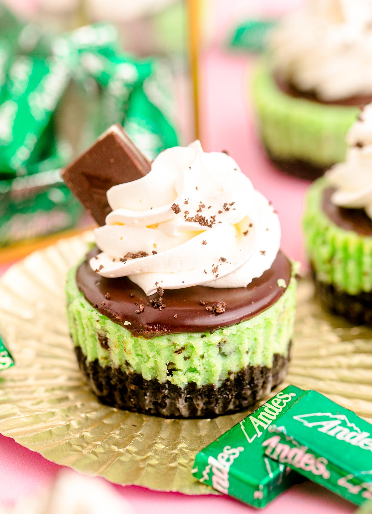 Mini Oreo Chocolate Mint Cheesecakes
